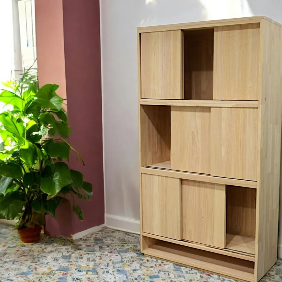 Baltic Bibliothèques En Bois|Bibliothèques En Bois|Bibliothèque Hévéa 3 étages à portes coulissantes, 1 niche basse 100x40x180cm