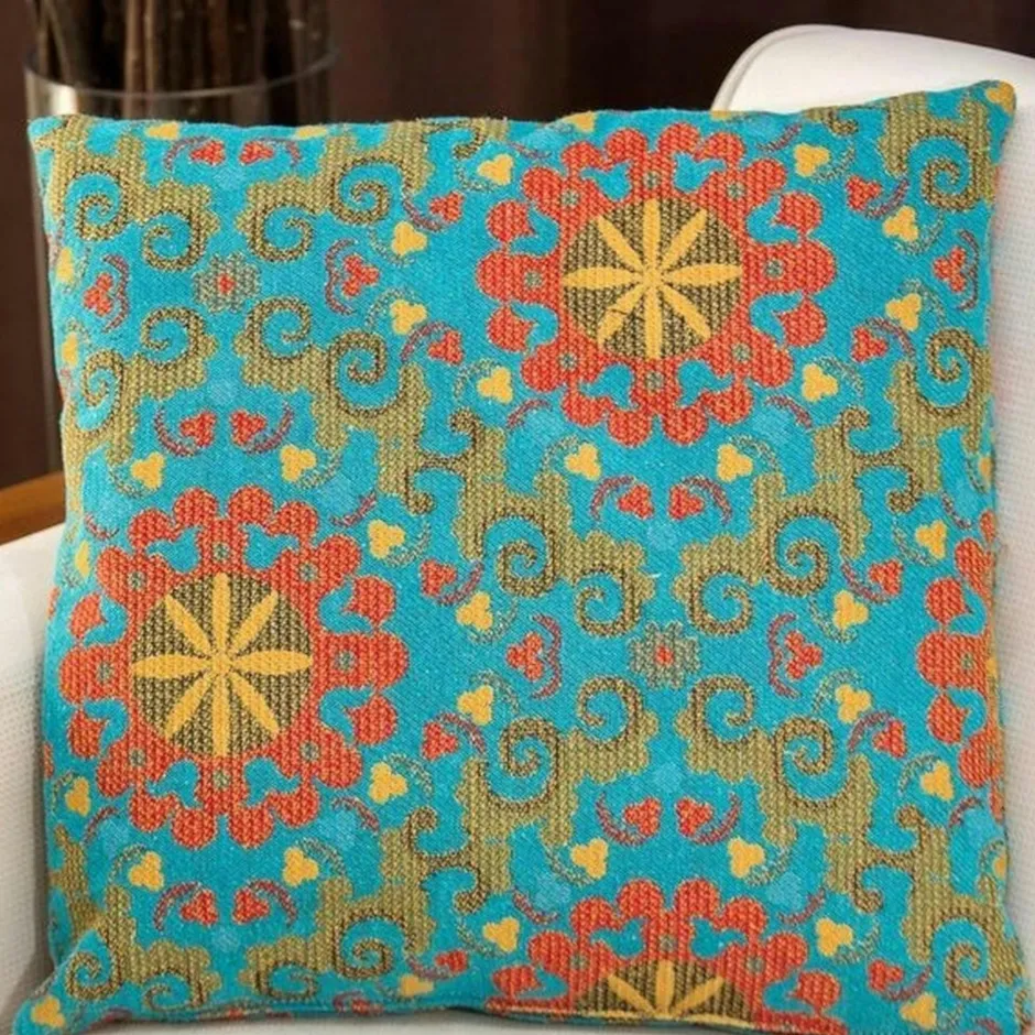IZMIR Textile·Coussins|Coussin rétro multicolore – fleurs sur fond bleu