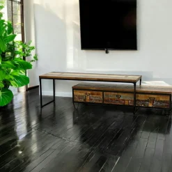 Loft / Loft Colors Meubles Tv Industriels|Meubles Tv En Bois|Meuble TV à roulettes en 2 parties, 3 tiroirs, 1 grand plateau en Hévéa recyclé coloré et métal 150x45x50cm LOFT COLORS