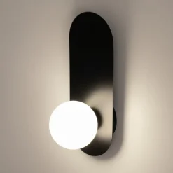 OKA Tables À Manger Carrées|Tables À Manger En Chêne|Table à manger carrée chêne métal pied croisé 130 cm