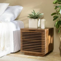 KANHA Univers Déco·Globe-Trotter|Table de nuit bois de manguier 1 grande porte ajourée