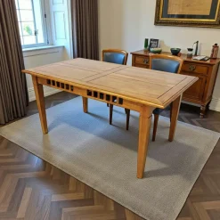 Maori Tables À Manger En Bois|Tables À Manger Rectangulaires|Table de repas Hévéa style Colonial, 1 tiroir, 160x90x76cm