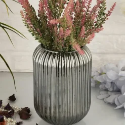 Vases|Vase en verre rainuré ambré – style vintage
